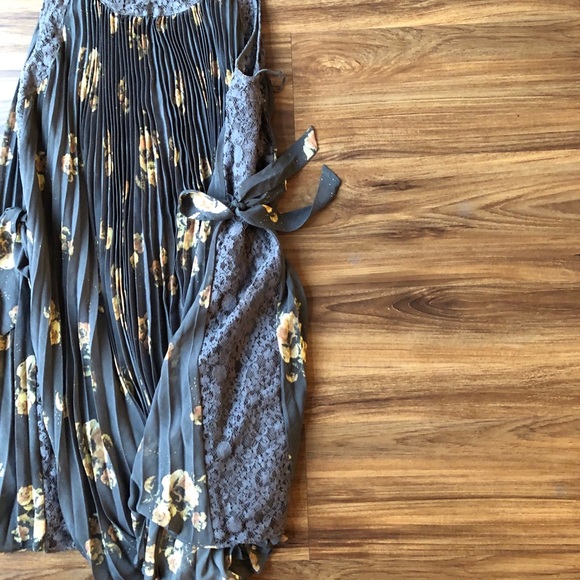 Free People Gray And Floral Pleaded Dress - Picture 4 of 5
